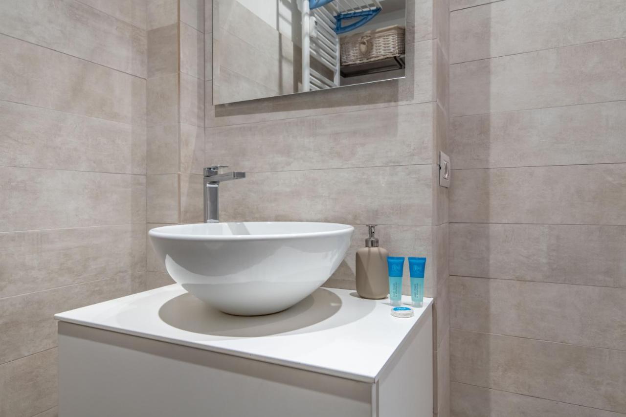 Easylife - Coccole E Comfort - Bilocale Caldo Ed Accogliente A Due Passi Dai Navigli E Metro Verde Milan Exterior photo